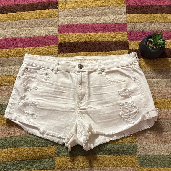 American Engle outfitters Tomgirl shortie Jeans white size 16 - Picture 1 of 12
